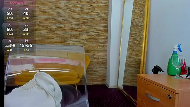 AishaRouhi online show from 27, 9, 2025