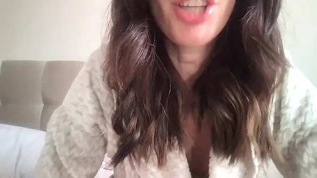 Snapshot of paolajonez chatting on 19, 9, 2025 paolajonez online show from 19, 9, 2025