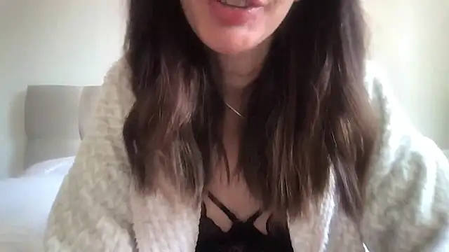 Snapshot of paolajonez chatting on 21, 9, 2025 paolajonez online show from 21, 9, 2025