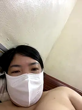 Snapshot of Hachi_Sweetbabie_ chatting on 18, 10, 2025 Hachi Sweetbabie  online show from 18, 10, 2025