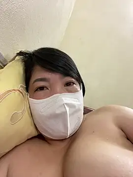 Hachi Sweetbabie  online show from 26, 11, 2025