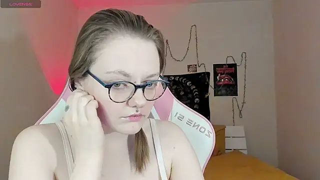 Snapshot of BebKonie chatting on 7, 1, 2025 BebKonie online show from 7, 1, 2025