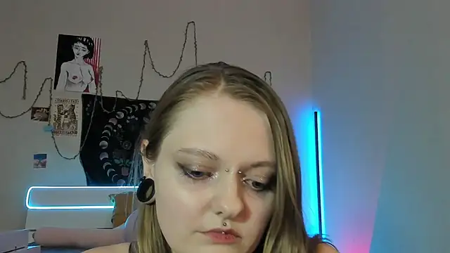 Snapshot of BebKonie chatting on 25, 2, 2025 BebKonie online show from 25, 2, 2025