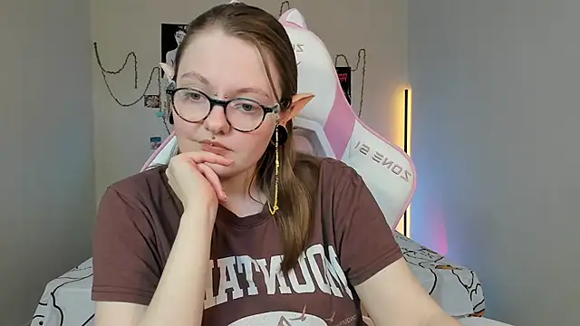 Snapshot of BebKonie chatting on 7, 3, 2025 BebKonie online show from 7, 3, 2025