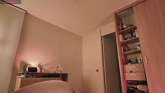 juanasnz99 online show from 27, 9, 2025