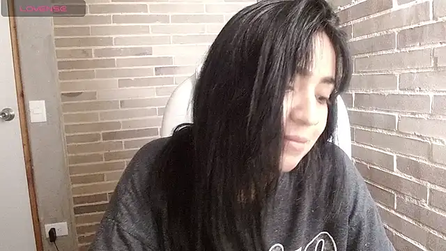 helenacyruss online show from 13, 2, 2026