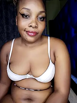 Snapshot of Queenshaz01 chatting on 26, 2, 2025 Queenshaz01 online show from 26, 2, 2025