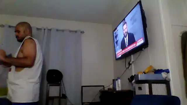 Snapshot of JooveyRose chatting on 7, 3, 2025 JooveyRose online show from 7, 3, 2025