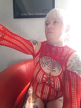 poussichienne online show from 17, 9, 2025