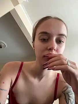 Snapshot of enjoy_my_beauty chatting on 29, 5, 2026 enjoy my beauty online show from 29, 5, 2026