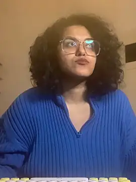 Curvydesifromgermany online show from 28, 1, 2025