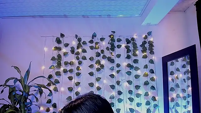 mariiana-diaz online show from 10, 2, 2025