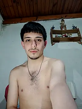 Snapshot of Elvergonn2105 chatting on 18, 10, 2025 Elvergonn2105 online show from 18, 10, 2025