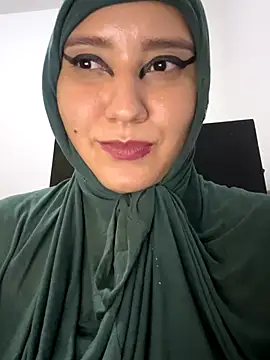 hannahayat online show from 25, 10, 2025