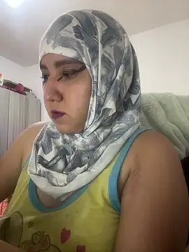 Snapshot of hannahayat chatting on 17, 4, 2026 hannahayat online show from 17, 4, 2026