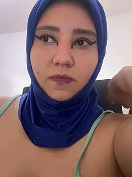 Snapshot of hannahayat chatting on 14, 5, 2026 hannahayat online show from 14, 5, 2026