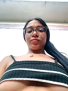 -VICKKY online show from 6, 1, 2025