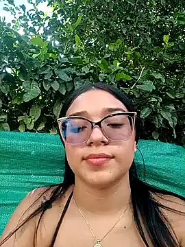 -VICKKY online show from 7, 1, 2025