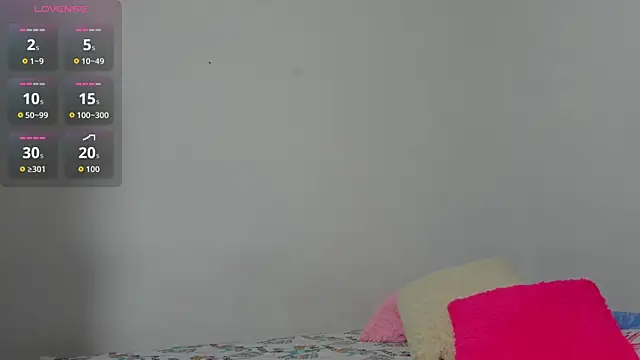 Snapshot of sofiaparker8 chatting on 17, 9, 2025 sofiaparker8 online show from 17, 9, 2025