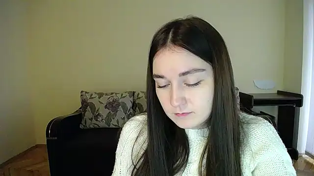 Snapshot of Pretty_shy chatting on 6, 12, 2024 Pretty shy online show from 6, 12, 2024