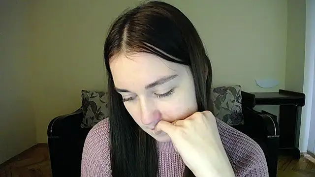 Snapshot of Pretty_shy chatting on 9, 12, 2024 Pretty shy online show from 9, 12, 2024