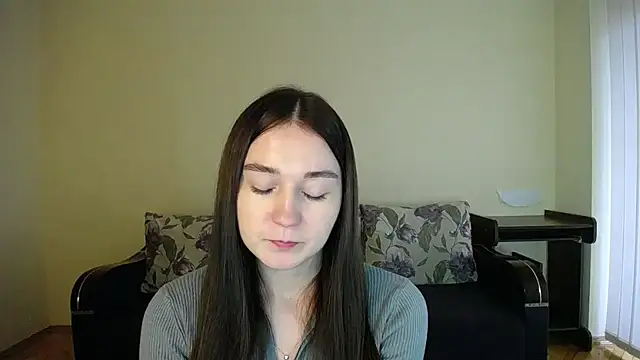 Snapshot of Pretty_shy chatting on 10, 12, 2024 Pretty shy online show from 10, 12, 2024