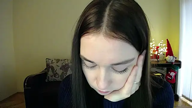 Snapshot of Pretty_shy chatting on 15, 12, 2024 Pretty shy online show from 15, 12, 2024