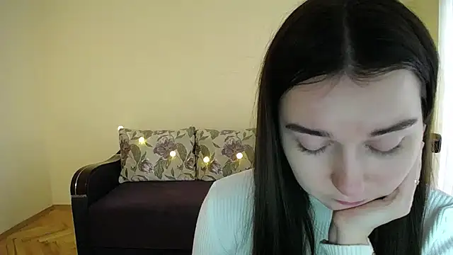 Snapshot of Pretty_shy chatting on 28, 1, 2025 Pretty shy online show from 28, 1, 2025
