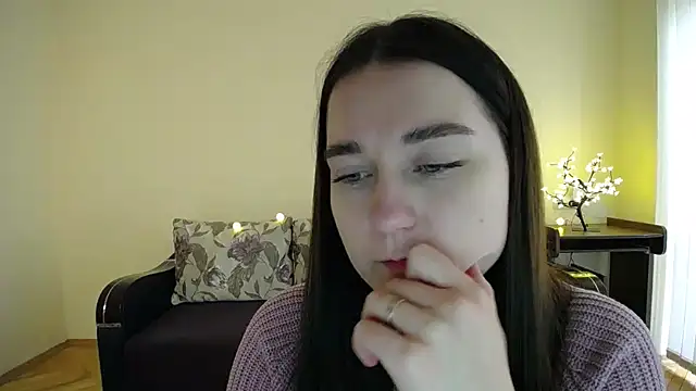 Snapshot of Pretty_shy chatting on 6, 2, 2025 Pretty shy online show from 6, 2, 2025