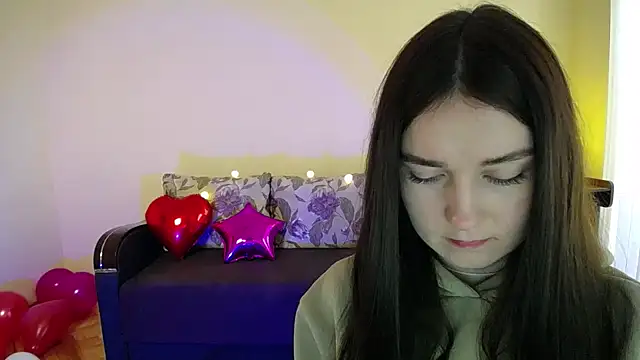 Snapshot of Pretty_shy chatting on 12, 2, 2025 Pretty shy online show from 12, 2, 2025