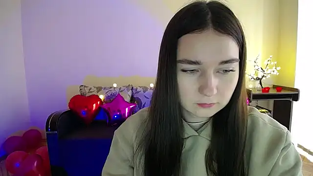 Snapshot of Pretty_shy chatting on 15, 2, 2025 Pretty shy online show from 15, 2, 2025