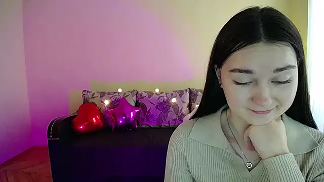 Snapshot of Pretty_shy chatting on 25, 2, 2025 Pretty shy online show from 25, 2, 2025