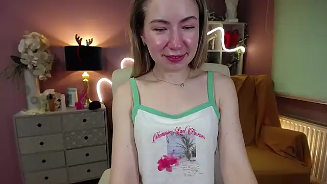 Snapshot of Mia_Tasty chatting on 28, 12, 2024 Mia Tasty online show from 28, 12, 2024