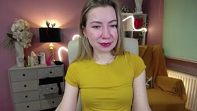 Snapshot of Mia_Tasty chatting on 31, 12, 2024 Mia Tasty online show from 31, 12, 2024