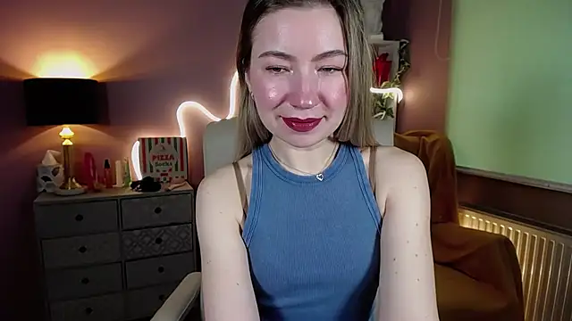 Snapshot of Mia_Tasty chatting on 14, 3, 2025 Mia Tasty online show from 14, 3, 2025