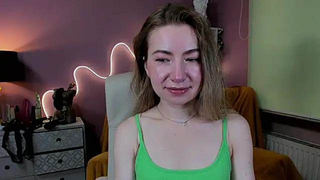 Mia Tasty online show from 12, 9, 2025