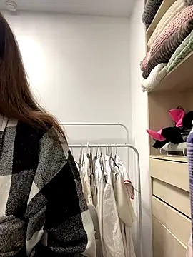 AnaWest online show from 14, 9, 2025