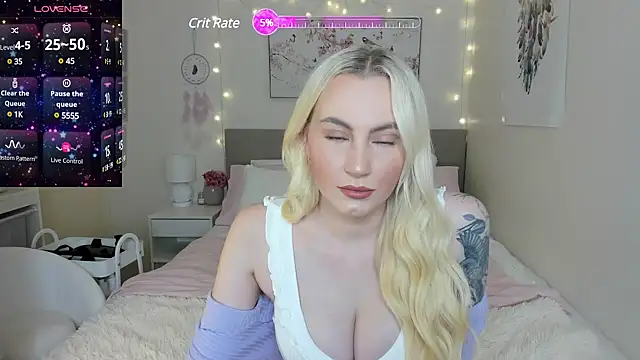 Snapshot of lunaraeXO chatting on 20, 1, 2025 lunaraeXO online show from 20, 1, 2025