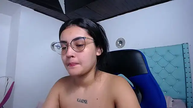 Snapshot of antonella_sweetlittle chatting on 20, 2, 2026 antonella sweetlittle online show from 20, 2, 2026