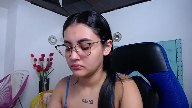 Snapshot of antonella_sweetlittle chatting on 7, 3, 2026 antonella sweetlittle online show from 7, 3, 2026