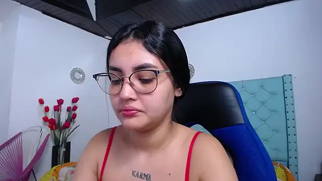 Snapshot of antonella_sweetlittle chatting on 8, 3, 2026 antonella sweetlittle online show from 8, 3, 2026