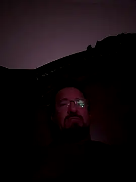 sluttydylan online show from 8, 10, 2025