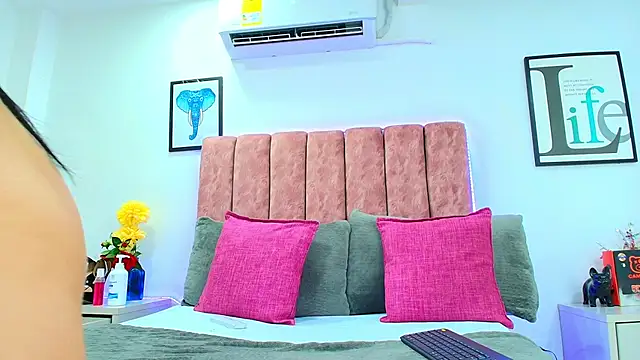 KathyShine online show from 6, 2, 2025