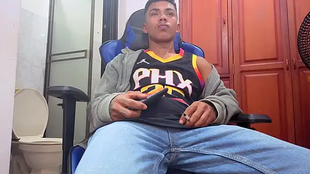 Snapshot of scarce_candy69 chatting on 18, 10, 2025 scarce candy69 online show from 18, 10, 2025