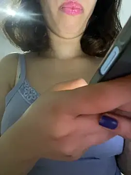 Snapshot of farah-36 chatting on 26, 1, 2025 farah-36 online show from 26, 1, 2025