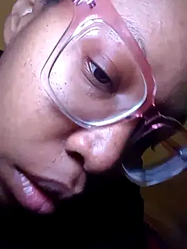 Snapshot of madamsensuale chatting on 23, 1, 2025 madamsensuale online show from 23, 1, 2025