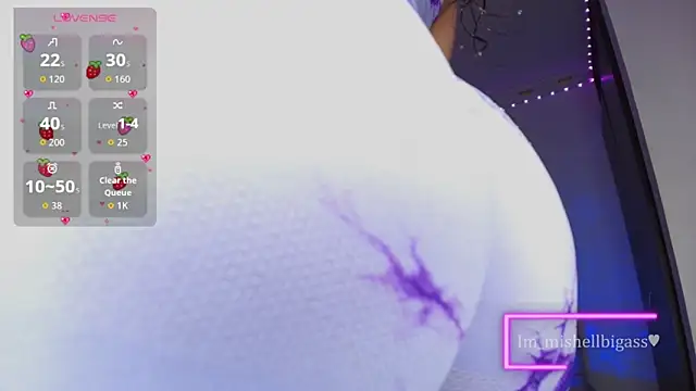 Snapshot of im_mishellbigass chatting on 29, 9, 2025 im mishellbigass online show from 29, 9, 2025