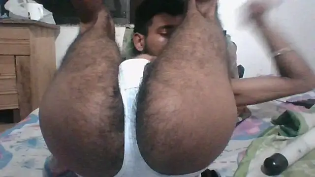 Snapshot of MaximoSualteza777 chatting on 16, 2, 2025 MaximoSualteza777 online show from 16, 2, 2025