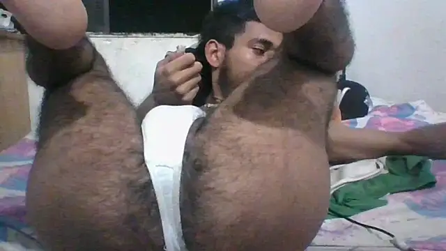 Snapshot of MaximoSualteza777 chatting on 20, 2, 2025 MaximoSualteza777 online show from 20, 2, 2025