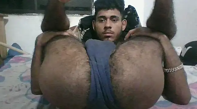 Snapshot of MaximoSualteza777 chatting on 10, 3, 2025 MaximoSualteza777 online show from 10, 3, 2025